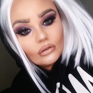 Meet your Posher, Nikki